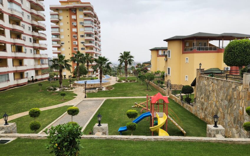 PRİVATE POOL 4+1 VİLLA İN MAHMUTLAR