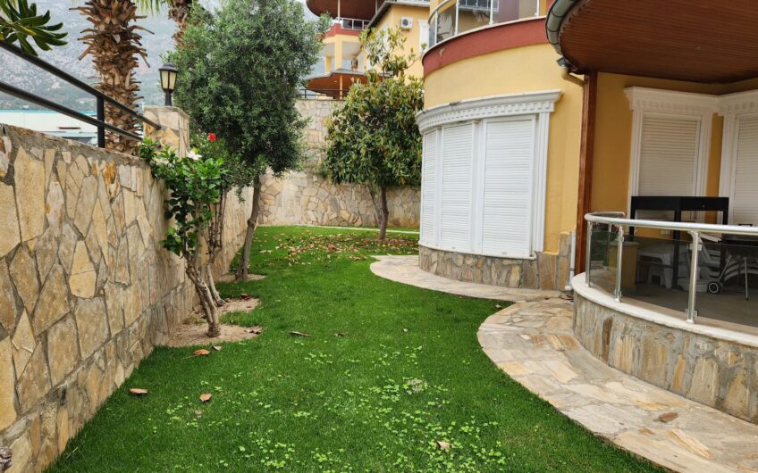 PRİVATE POOL 4+1 VİLLA İN MAHMUTLAR