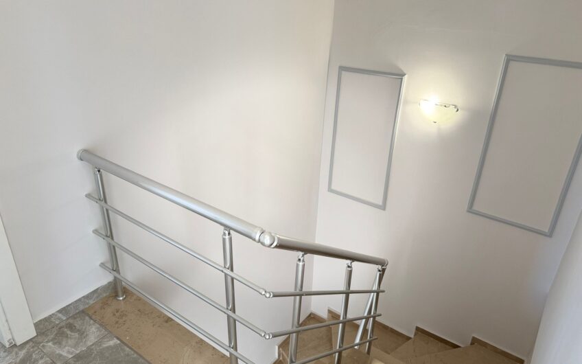 (English) **5+1  Penthouse **