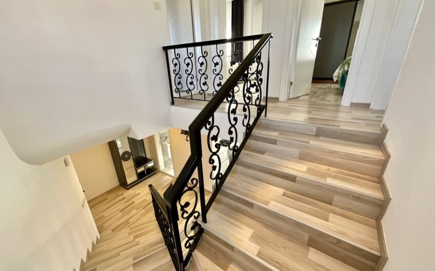 Villa in a perfect location near the sea