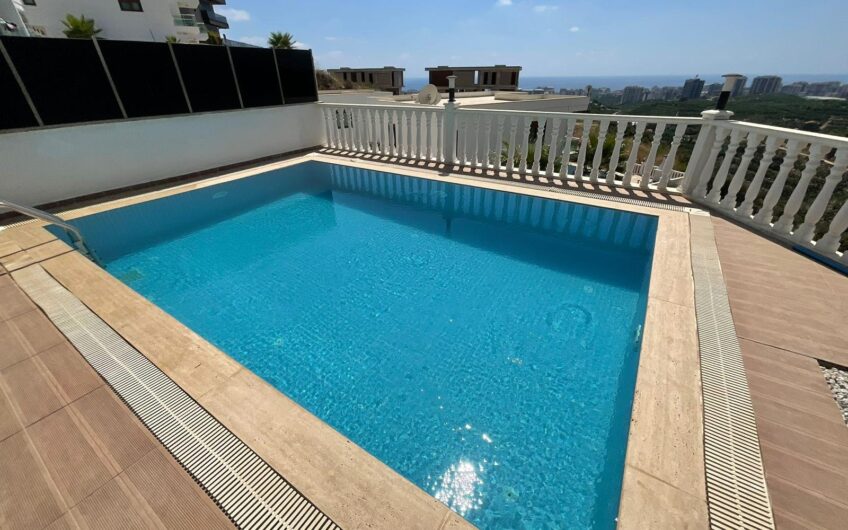 VILLA WITH PRIVATE POOL AND SEA VIEW
