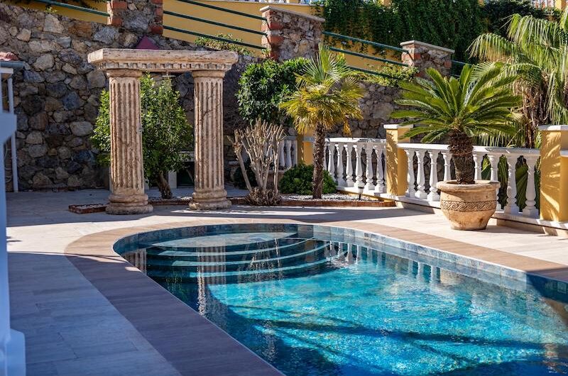 (Turkish) Gold Bau 2 Villa Alanya W200