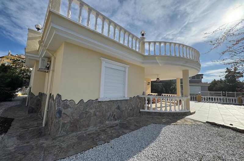 Private villa with pool Alanya 2882