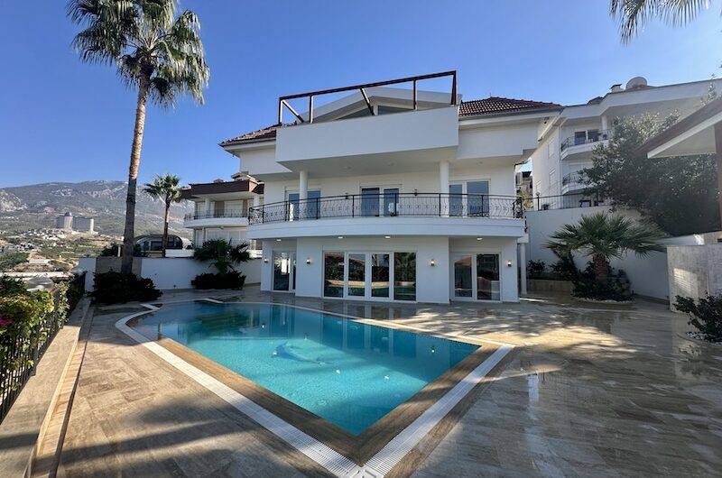 Exclusive villa in Alanya 1000