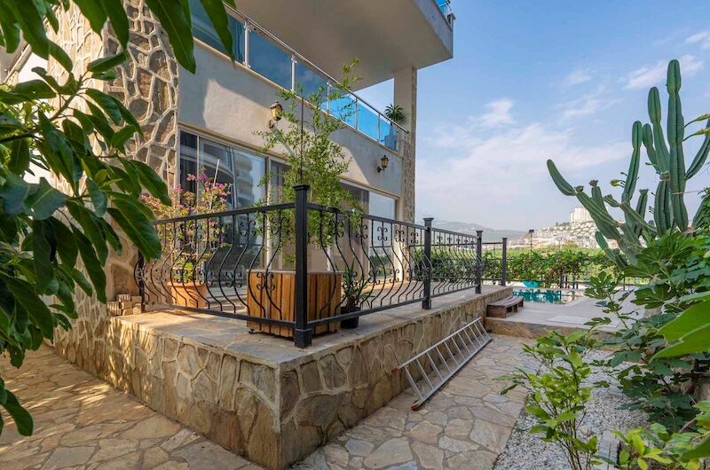 Villa with Pool Alanya NZ50