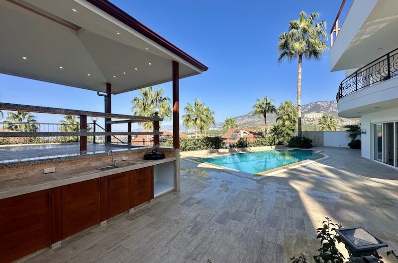 Exclusive villa in Alanya 1000