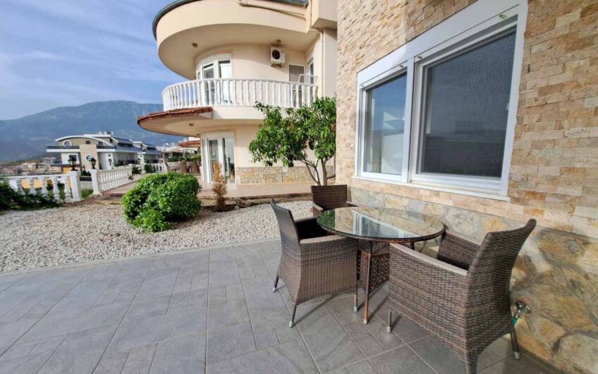 Sea view villa with pool Alanya MD19
