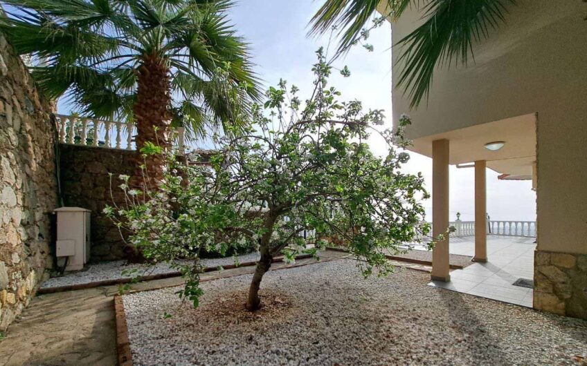 Sea view villa with pool Alanya MD19