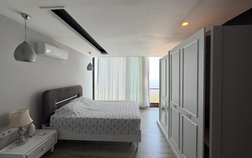 ALANYA TEPE MAHELLESİ ÖZEL HAVUZLU 5+1 VİLLA
