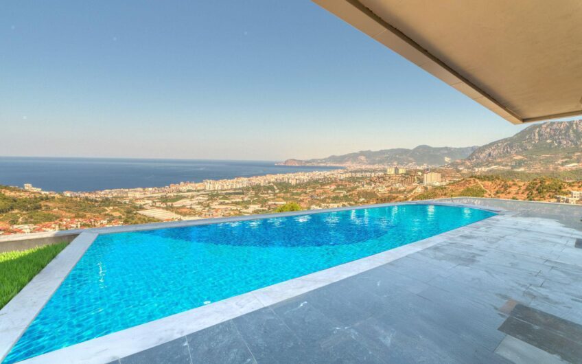 Alanya Kargıcak’ta Özel Havuzlu, Saunalı ve Deniz Manzaralı 4+1 Villa