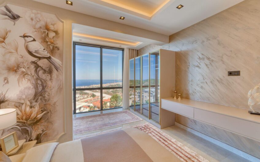 Alanya Kargıcak’ta Özel Havuzlu, Saunalı ve Deniz Manzaralı 4+1 Villa