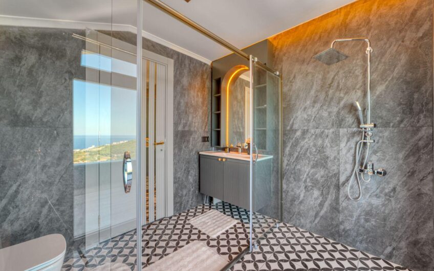 Alanya Kargıcak’ta Özel Havuzlu, Saunalı ve Deniz Manzaralı 4+1 Villa