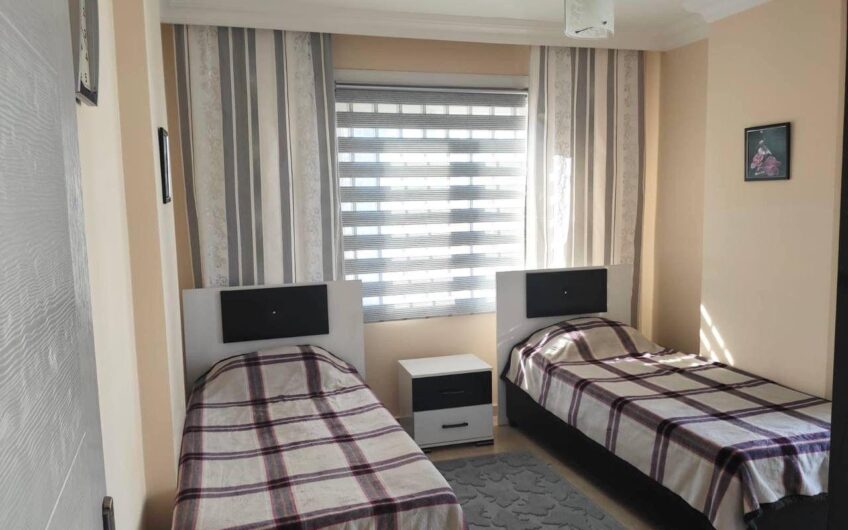 Alanya, Mahmutlar — furnished 2+1 apartment in a residential complex with a swimming pool.